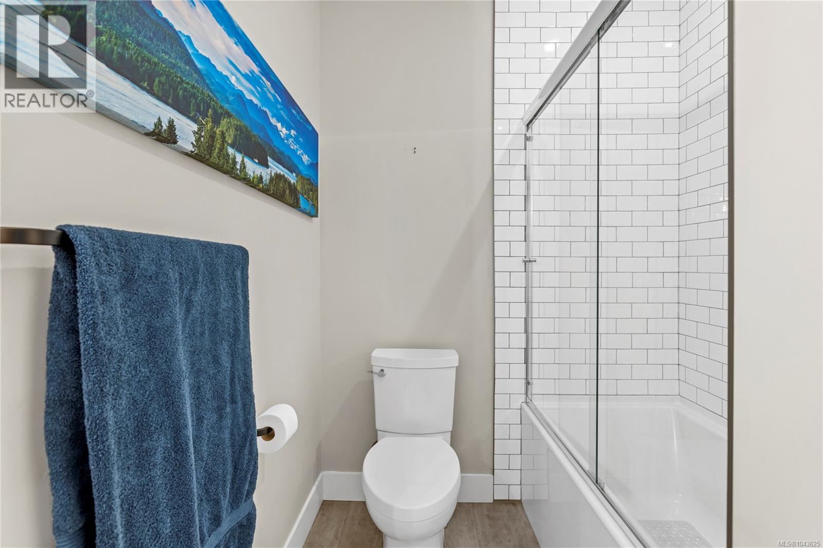 932 Hanington Rd - 30
