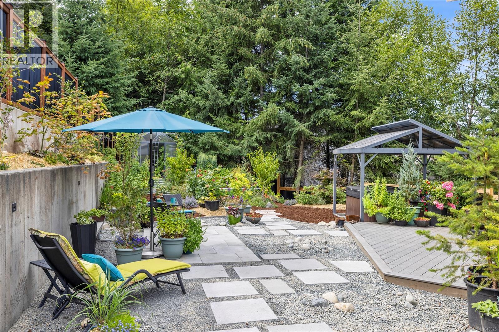 932 Hanington Rd - 50