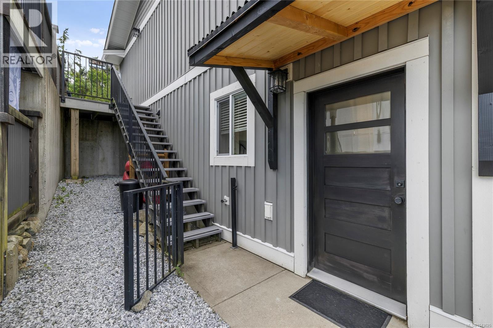 932 Hanington Rd - 56