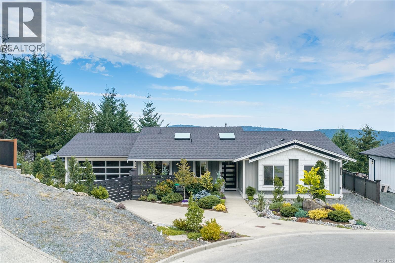 932 Hanington Rd - 60