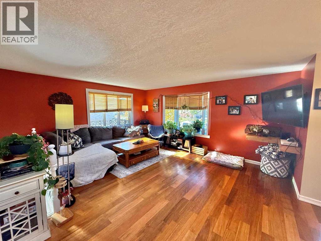 388 Boutin Avenue - Photo 7