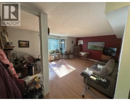 1902 Taylor Street, Port Coquitlam, BC V3C4S4 Photo 8