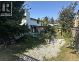 1902 Taylor Street, Port Coquitlam, BC V3C4S4 Photo 16