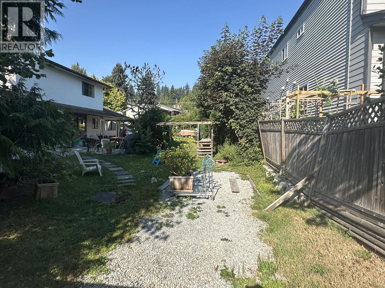 1902 TAYLOR STREET, Port Coquitlam