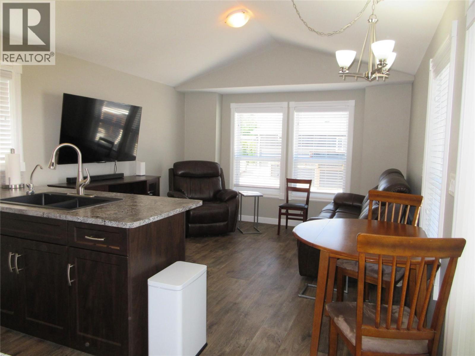 #362 415 Commonwealth Road - 7