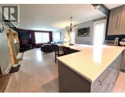 12033 206b Street, Maple Ridge, BC V2X9T8 Photo 7