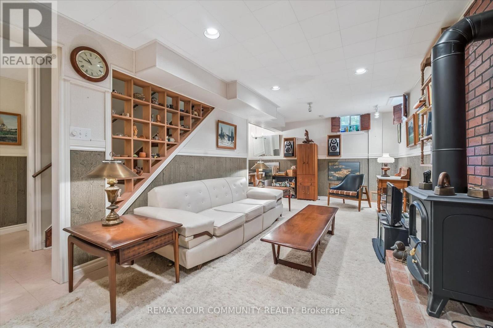 428 UNION STREET W - Image 35