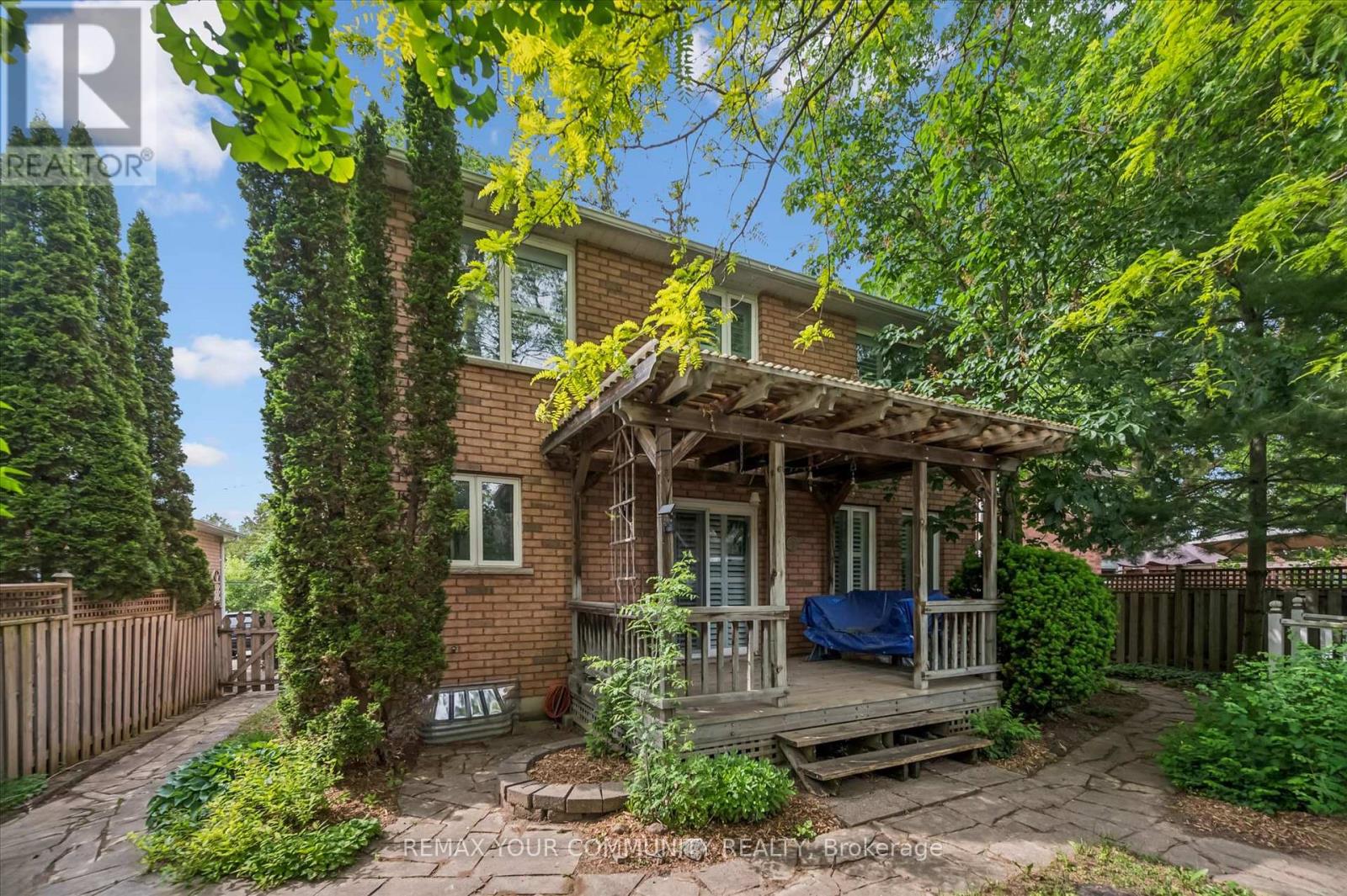 428 UNION STREET W - Image 42
