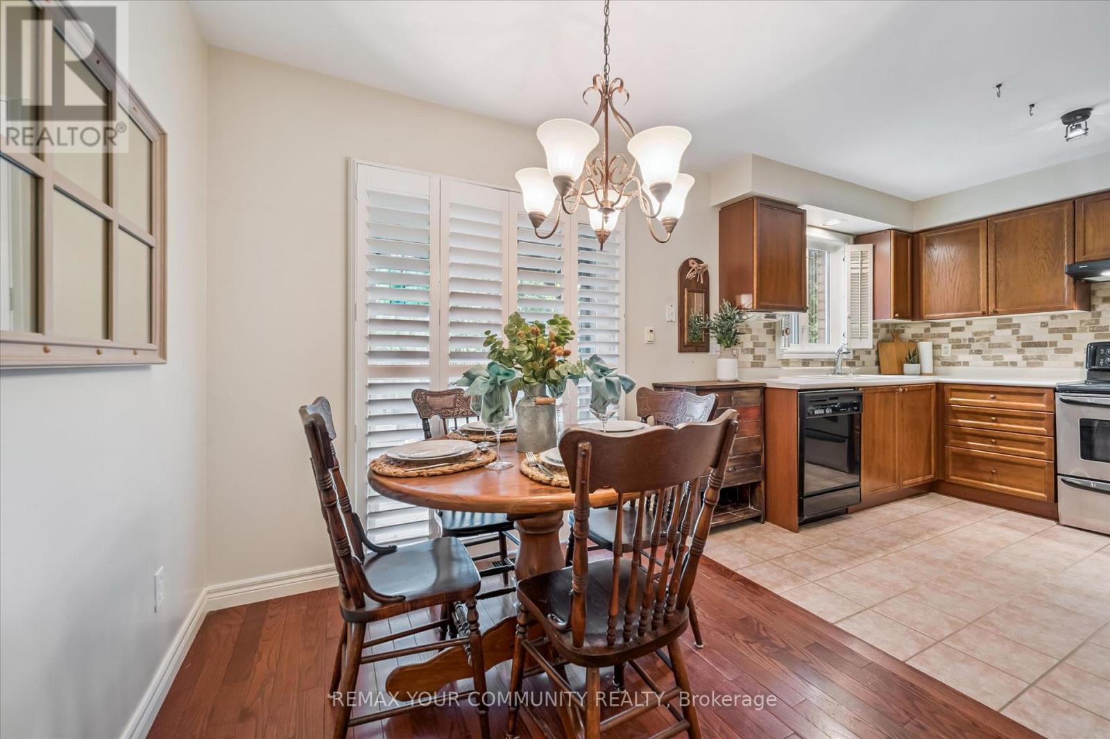 428 UNION STREET W - Image 9