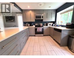 12033 206b Street, Maple Ridge, BC V2X9T8 Photo 11