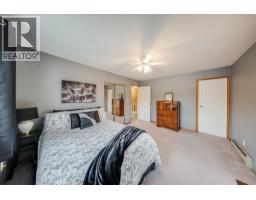 128 Colley Street, Warfield, BC V1R2M2 Photo 25