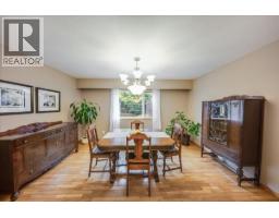 Dining nook - 128 Colley Street, Warfield, BC V1R2M2 Photo 17