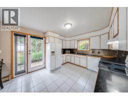 Den - 128 Colley Street, Warfield, BC V1R2M2 Photo 14