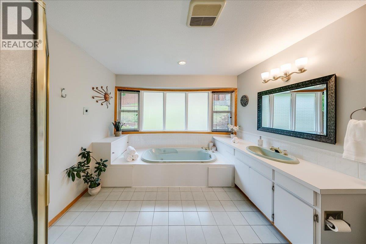 128 Colley Street - Image 32