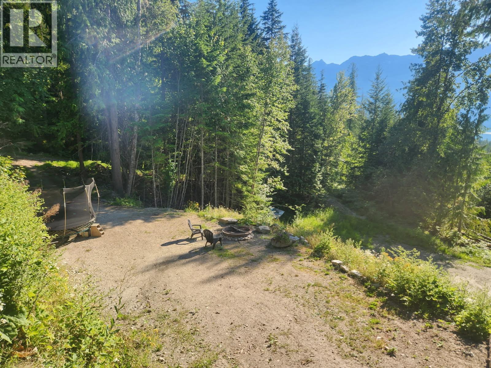 760 Kangaroo Trail - 32