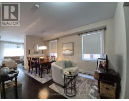 610 Sweetwater Crescent, Newmarket, ON L3X0H5 Photo 12