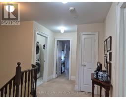 610 Sweetwater Crescent, Newmarket, ON L3X0H5 Photo 16