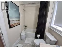 610 Sweetwater Crescent, Newmarket, ON L3X0H5 Photo 22