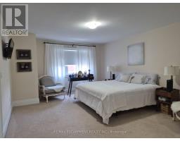 610 Sweetwater Crescent, Newmarket, ON L3X0H5 Photo 24