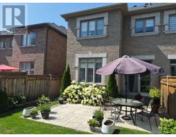 610 Sweetwater Crescent, Newmarket, ON L3X0H5 Photo 31