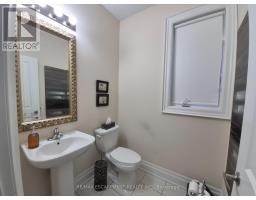 610 Sweetwater Crescent, Newmarket, ON L3X0H5 Photo 11