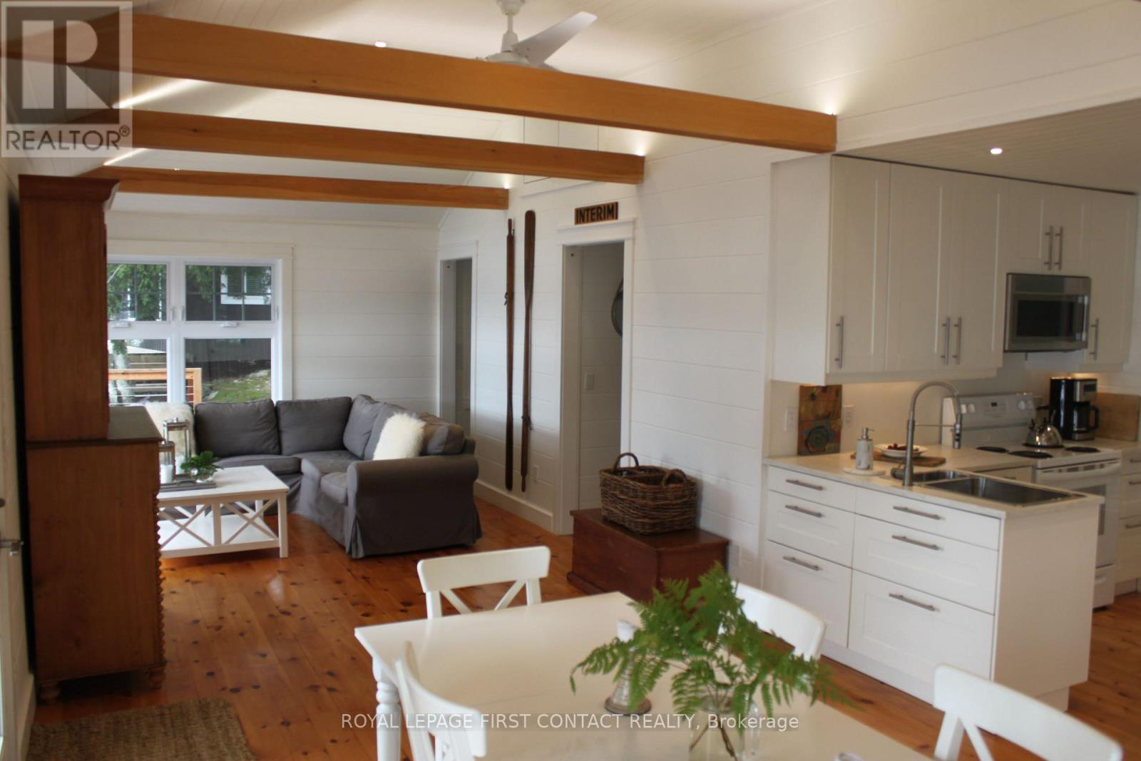 373 HEALEY LAKE WATER - 21