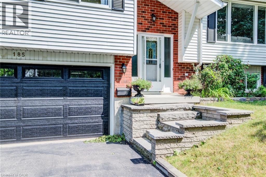 185 BLACKWELL Drive — photo 2