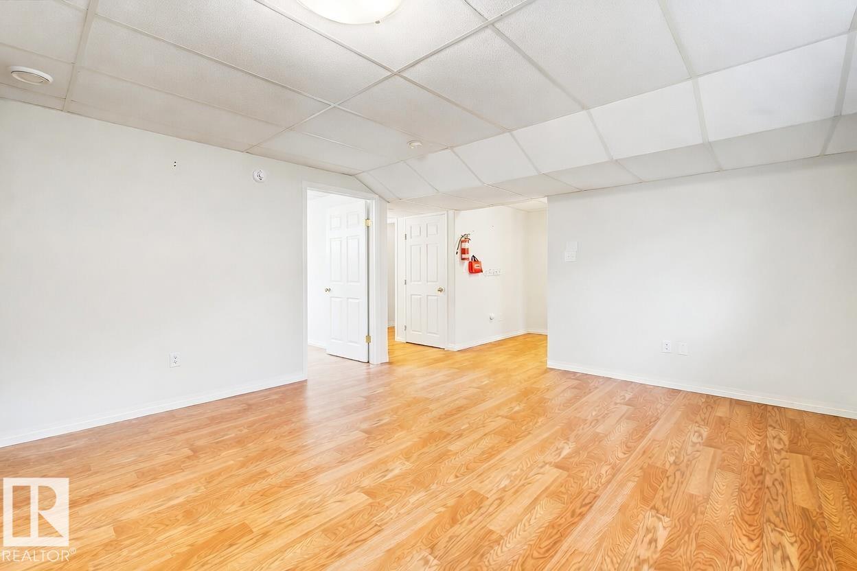 3203 23 ST NW - 61