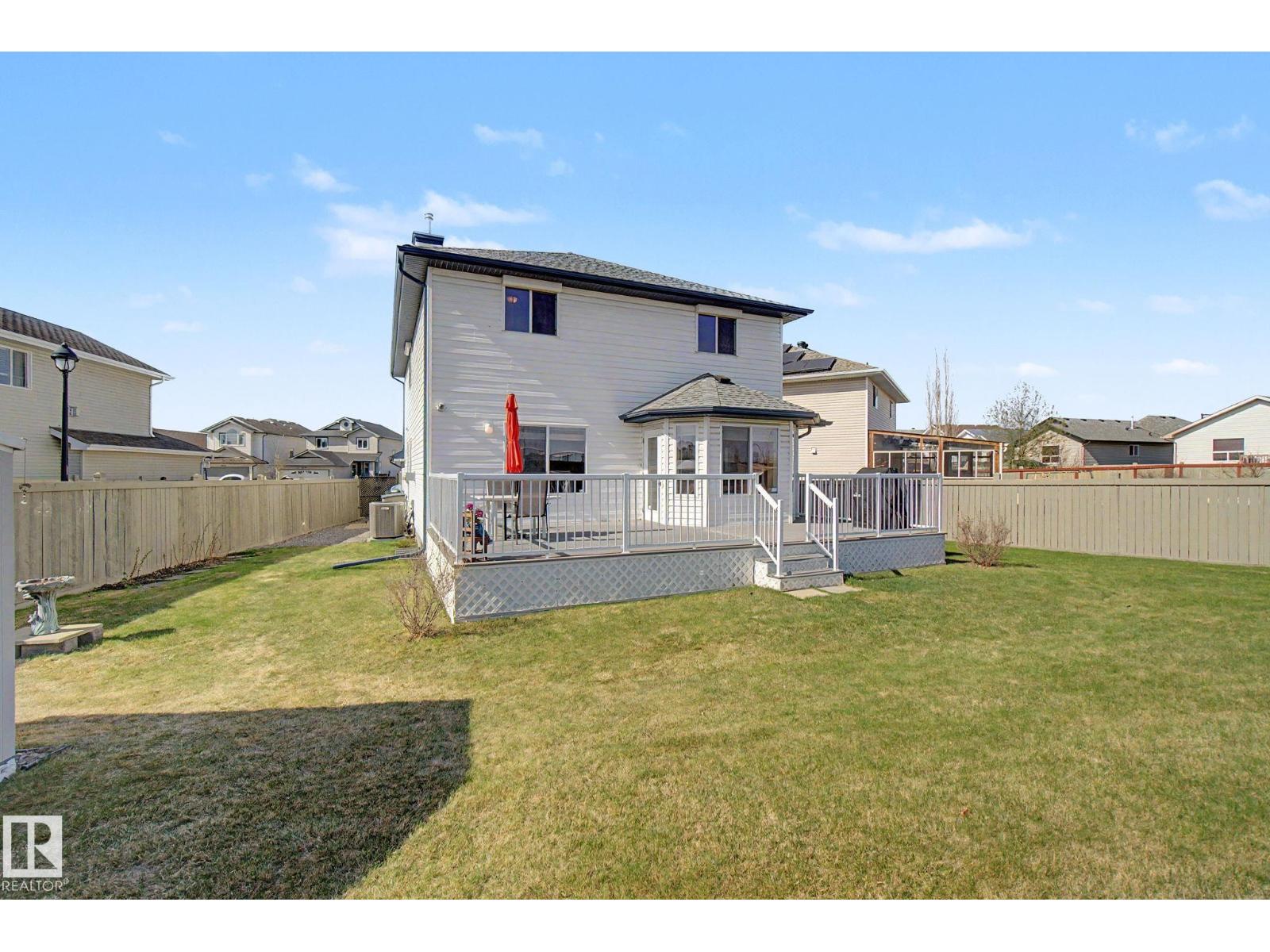 3203 23 ST NW - 32