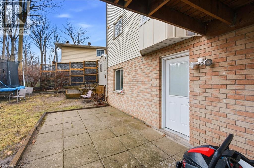 235 SOUTHWOOD Drive Unit# LOWER, Kitchener — photo 2