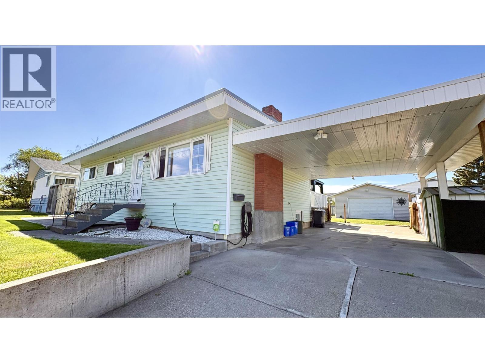 1443 JUBILEE AVENUE - 27