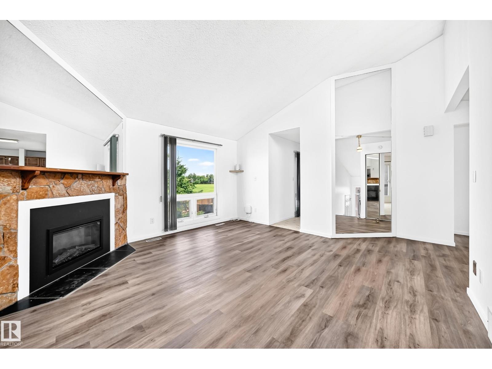 14141 26 ST NW - Image 17