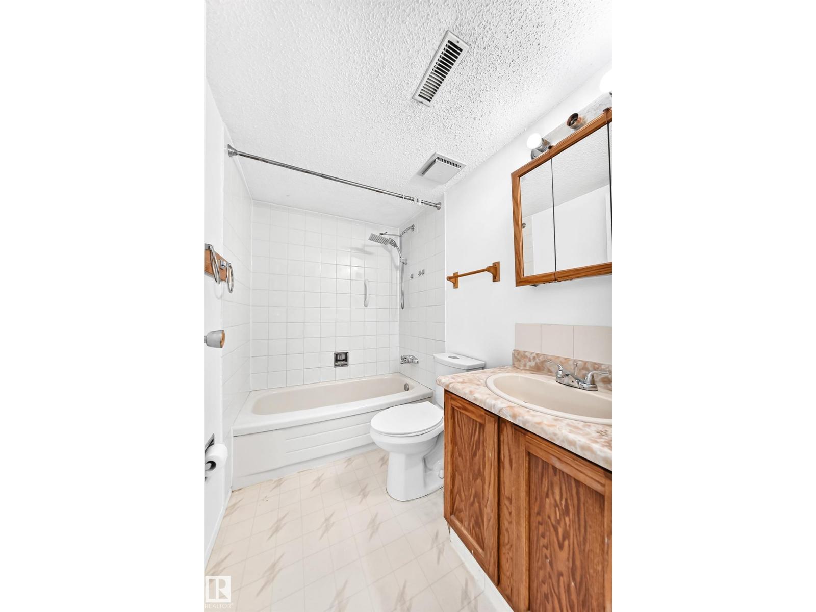 14141 26 ST NW - Image 36