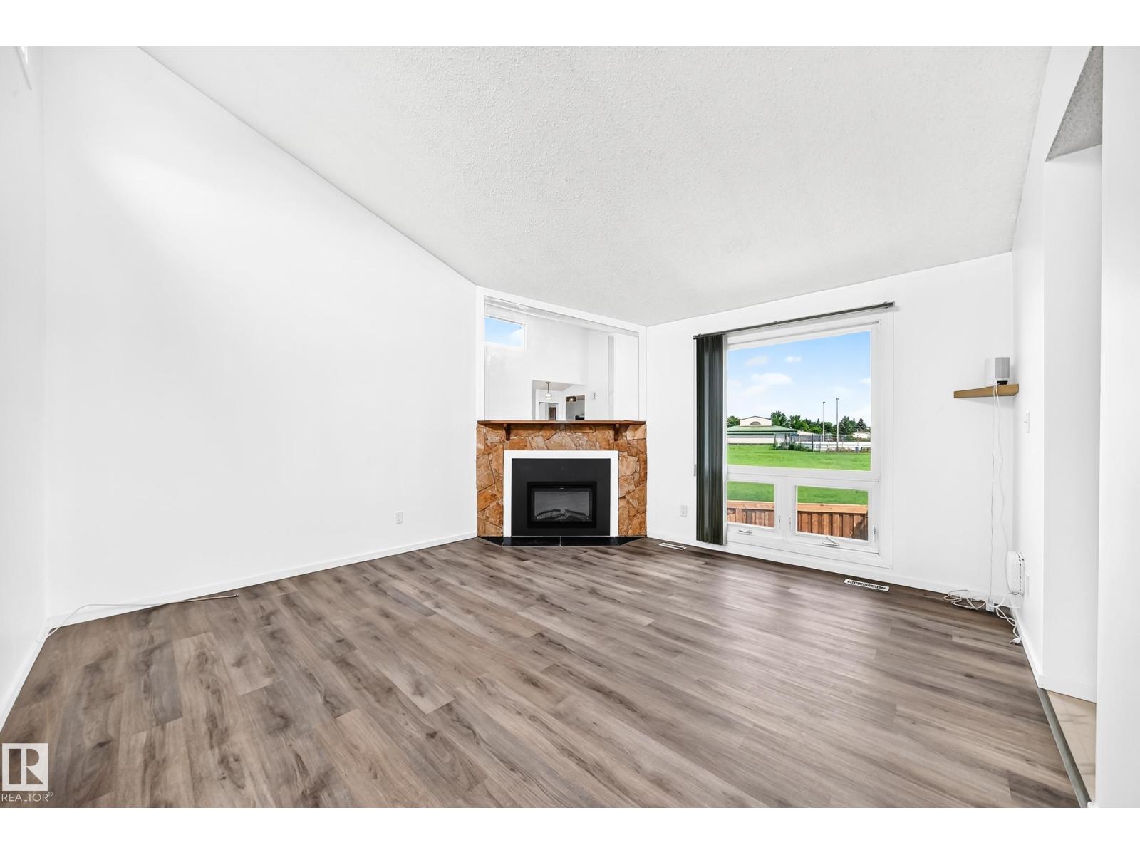 14141 26 ST NW - Image 15