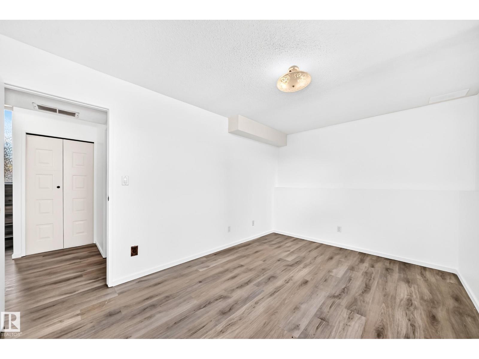 14141 26 ST NW - Image 27