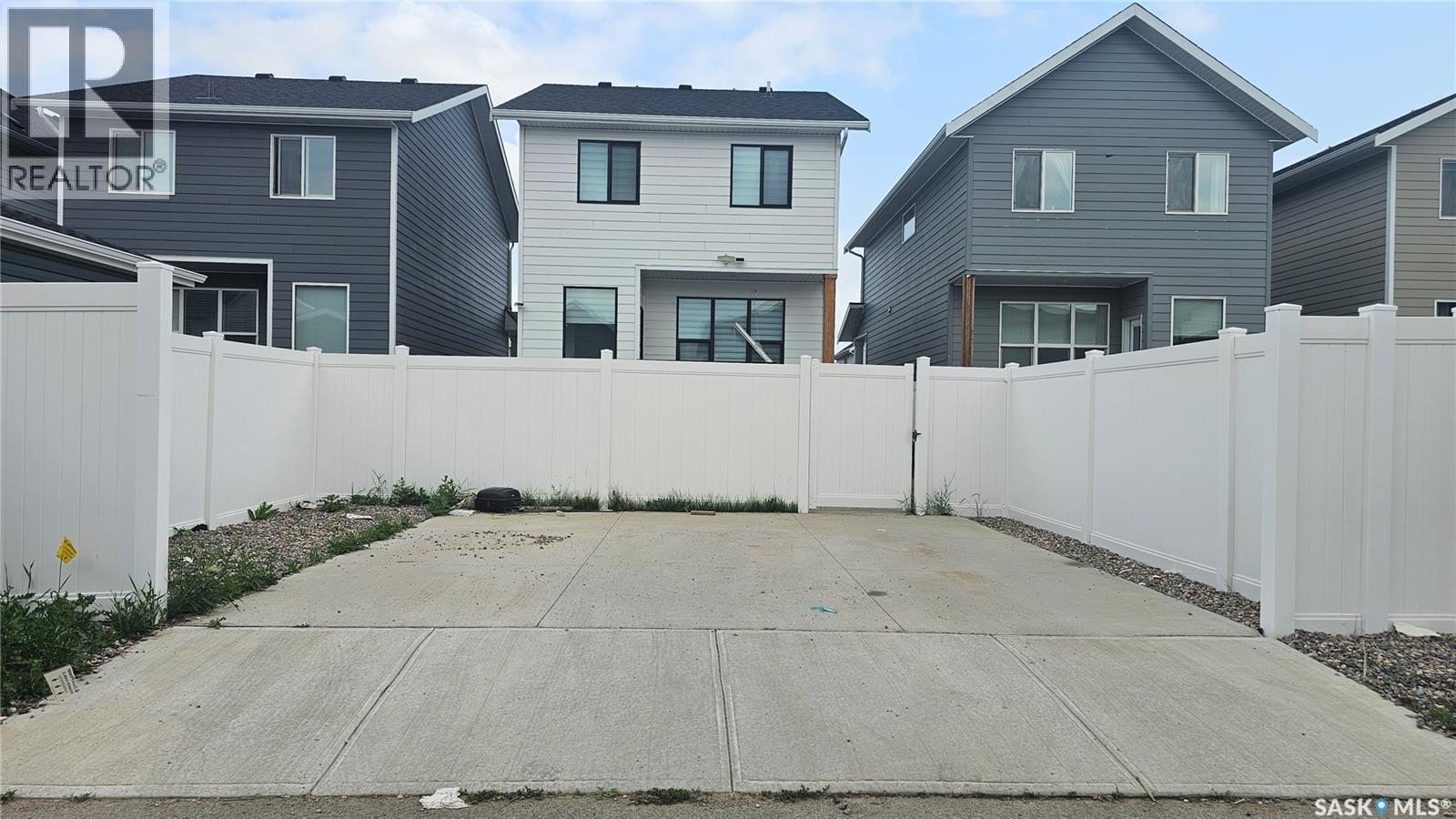 148 Rosewood BOULEVARD E - 33