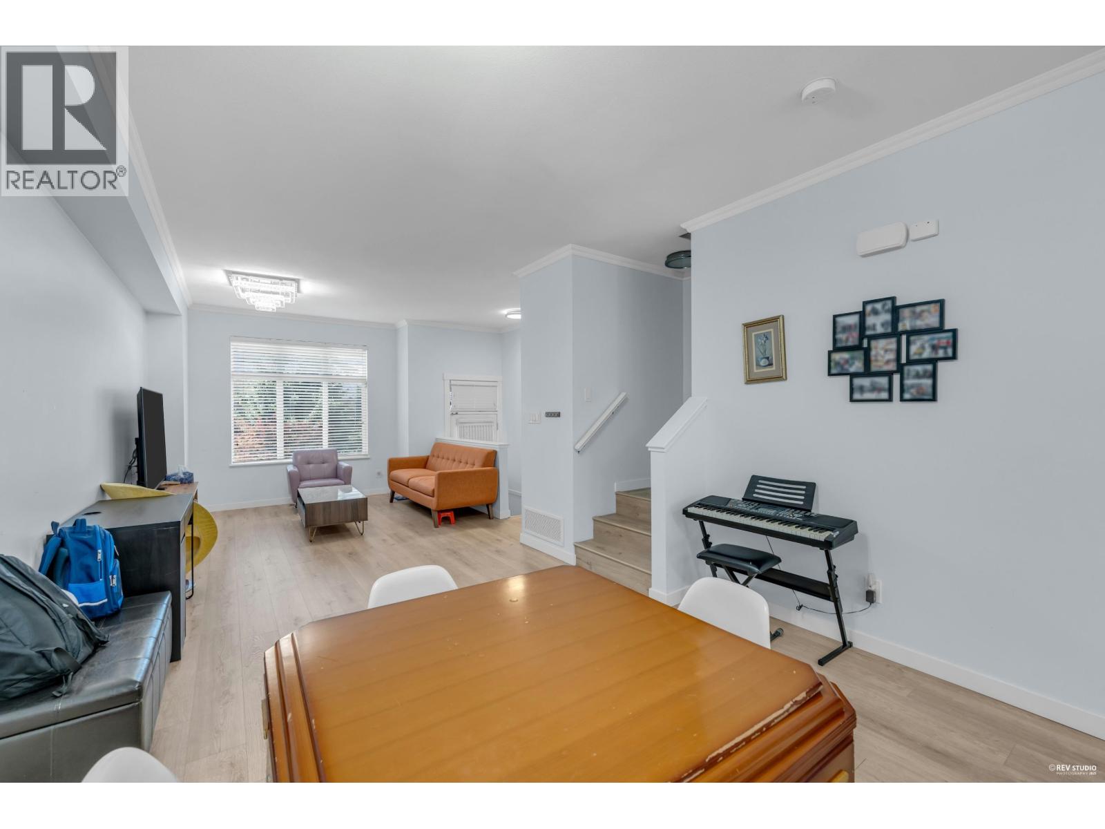 63 9800 ODLIN ROAD, Richmond — photo 2