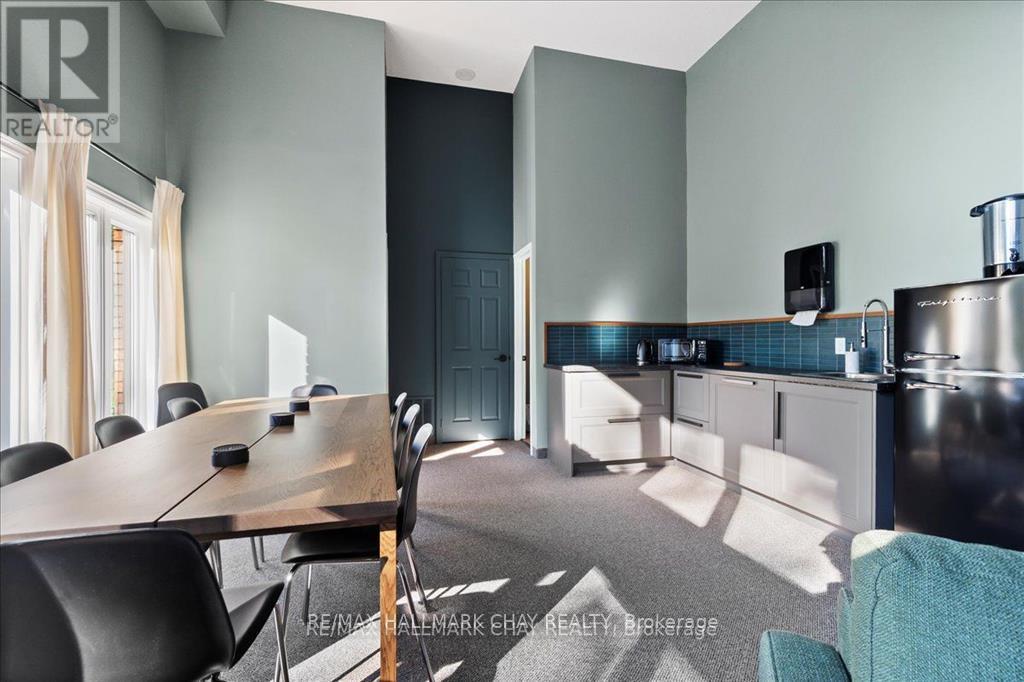#324 10C COULTER STREET - Image 29