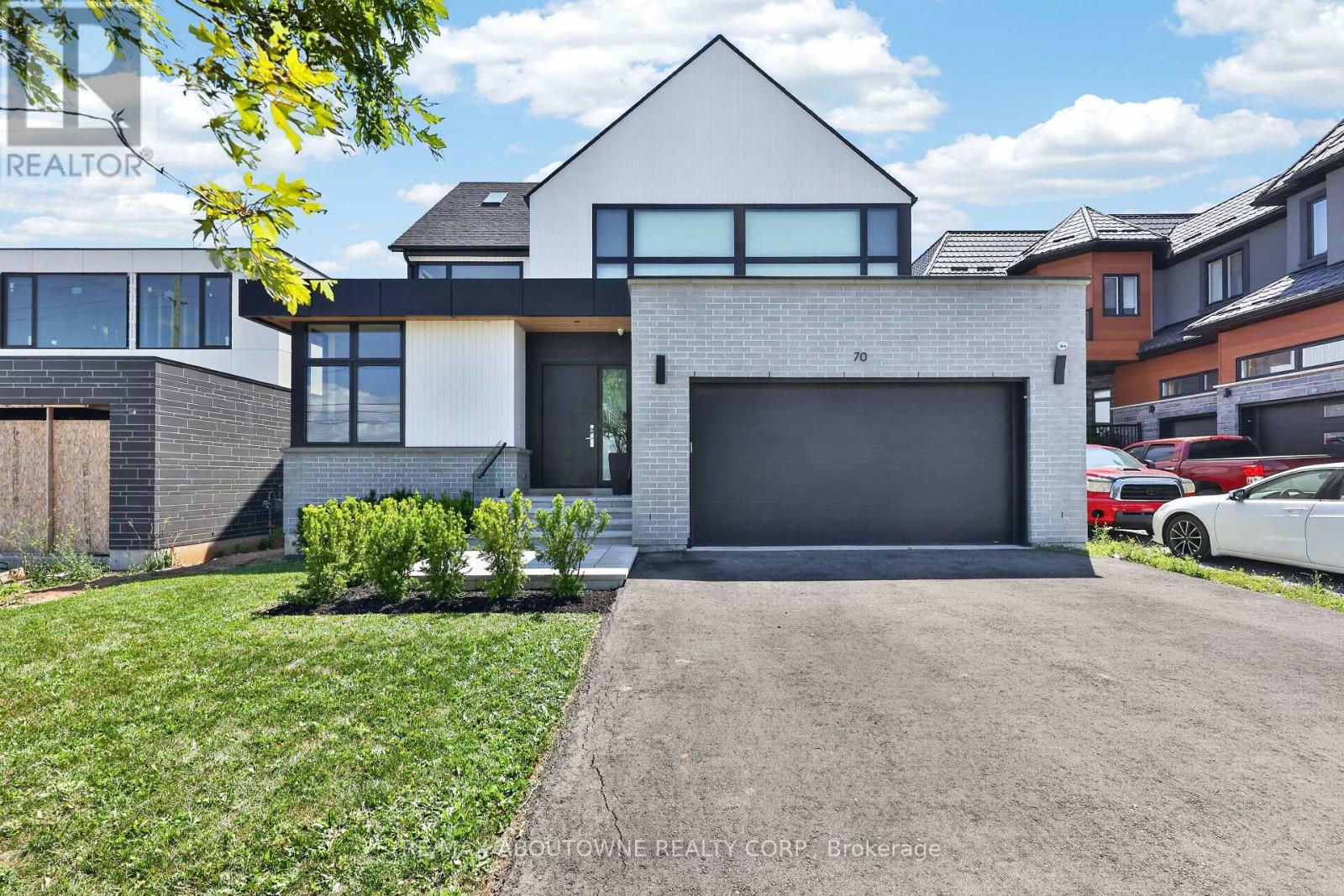 Photo of 70 Upper Mount Albion Road