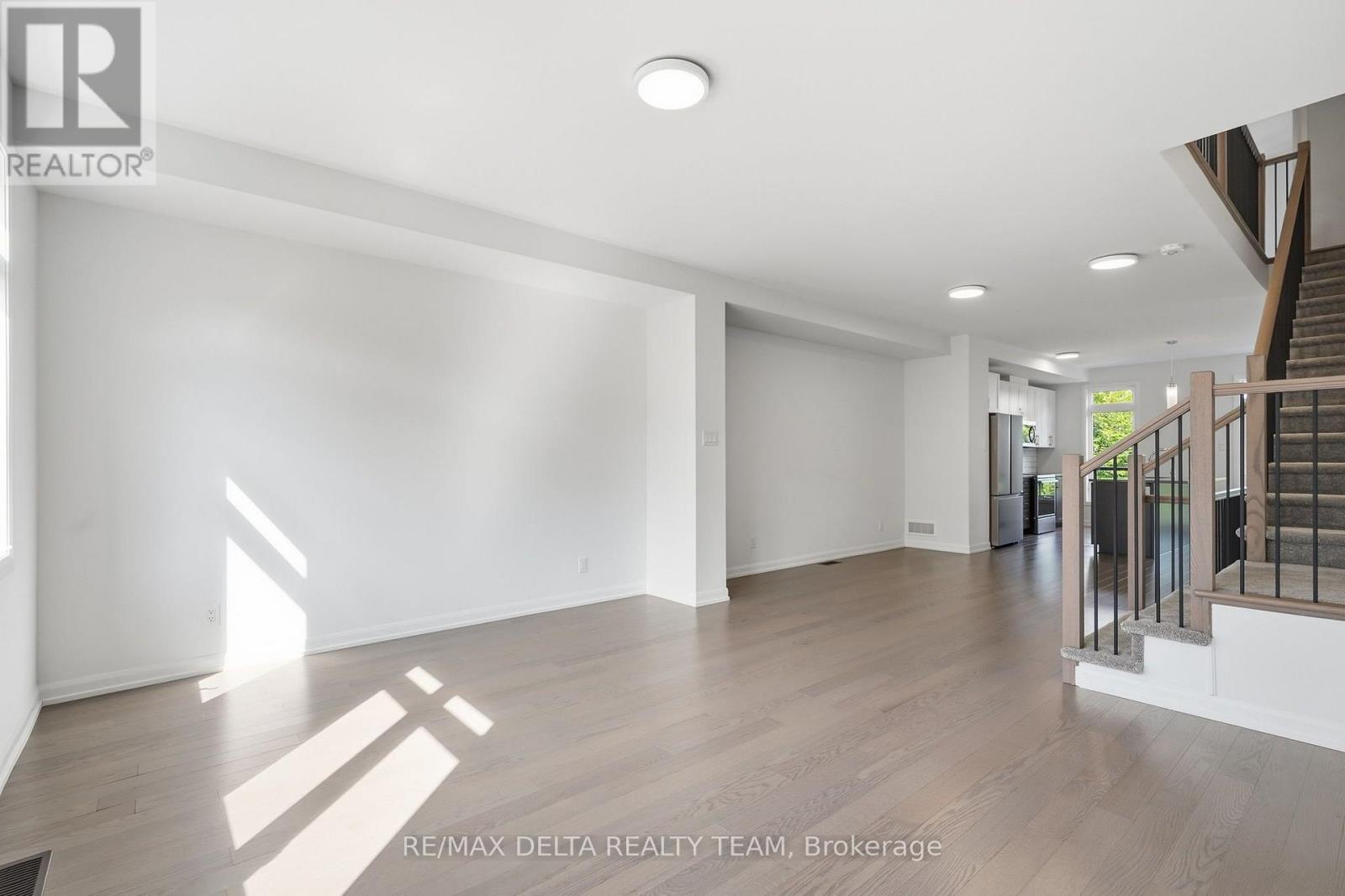561 HALO PRIVATE - Image 22