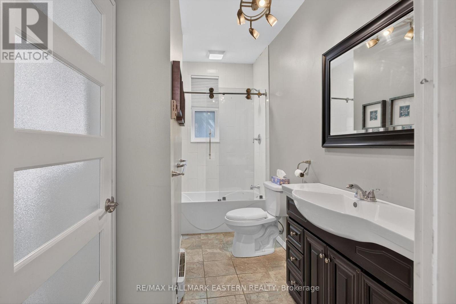 183 AYLMER STREET N - Image 32