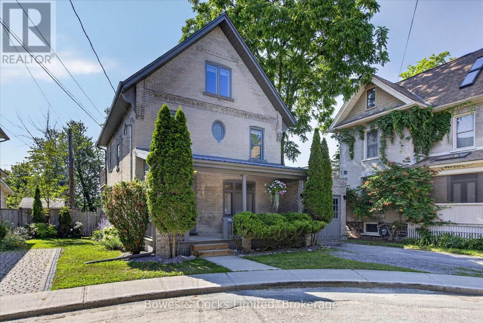 251 ENGLEBURN AVENUE - 2