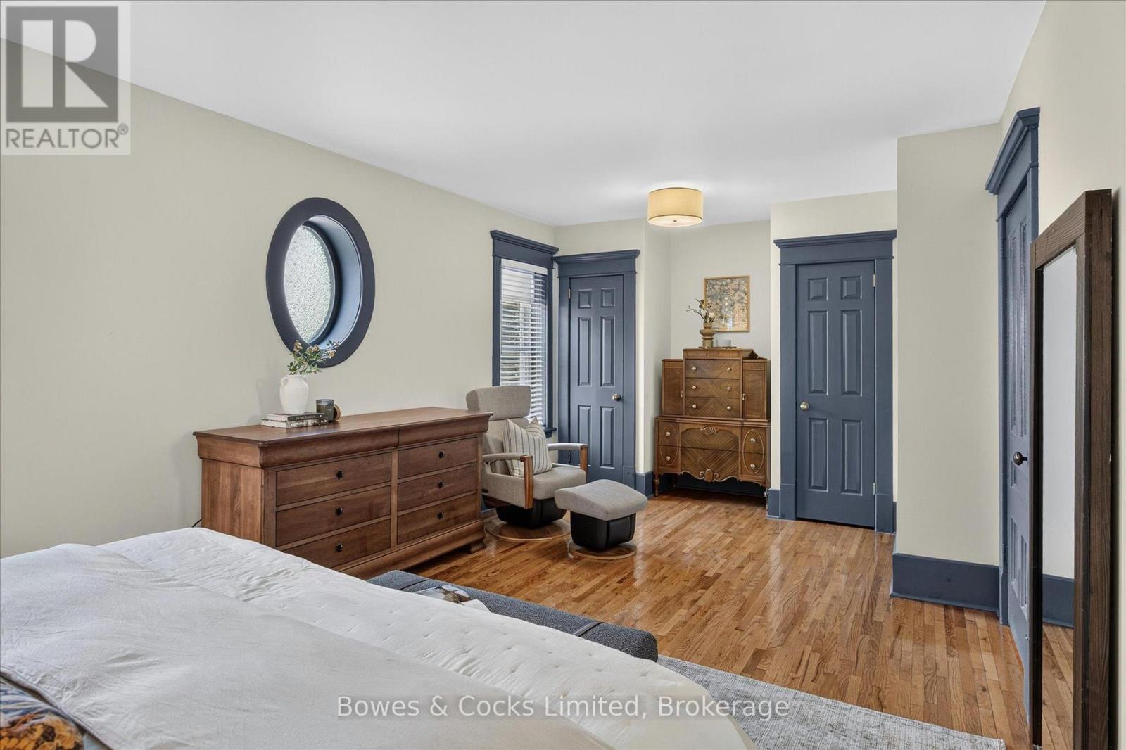 251 ENGLEBURN AVENUE - Image 20