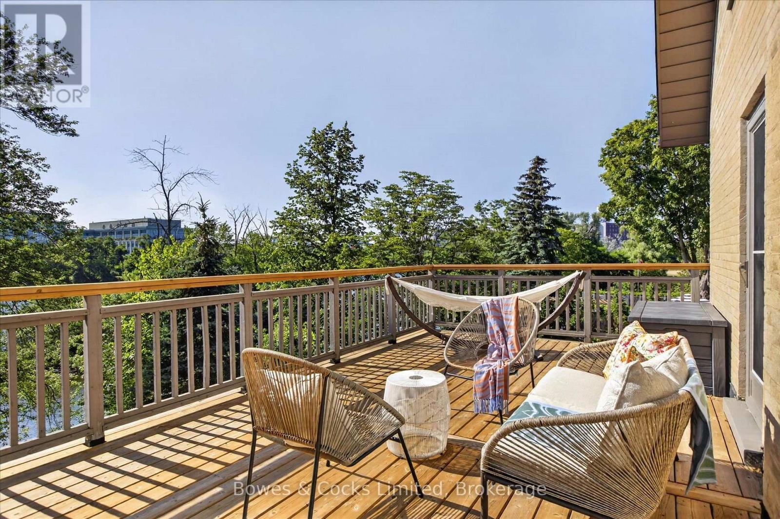 251 ENGLEBURN AVENUE - Image 25