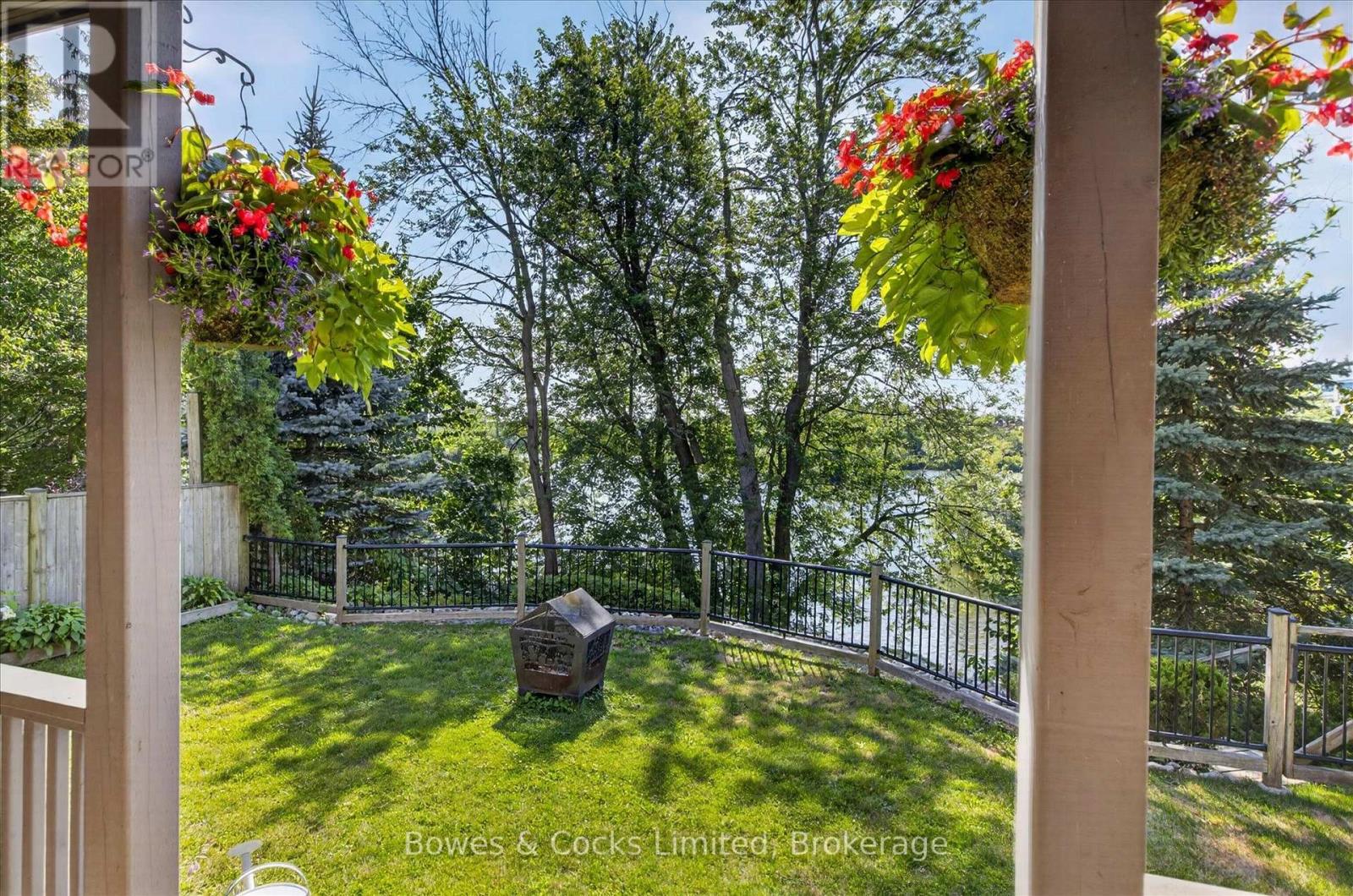 251 ENGLEBURN AVENUE - 42