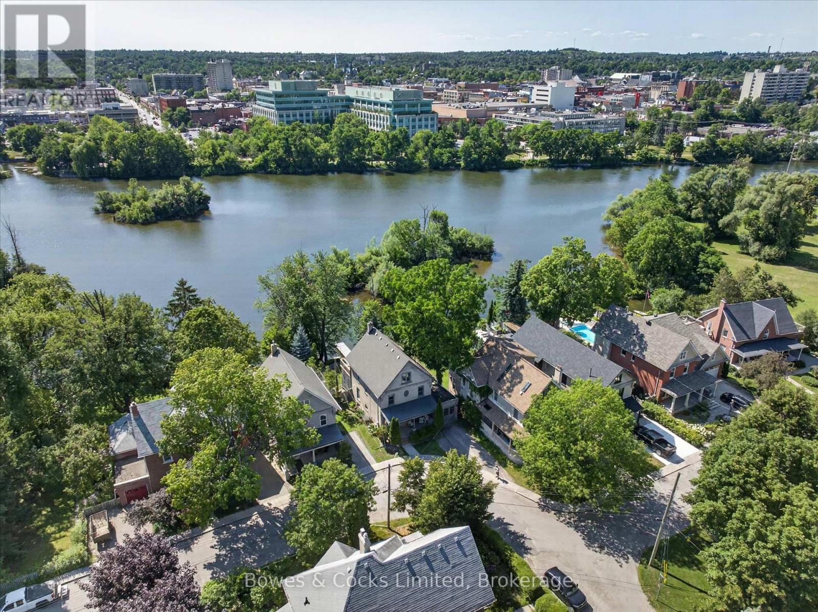 251 ENGLEBURN AVENUE - 49