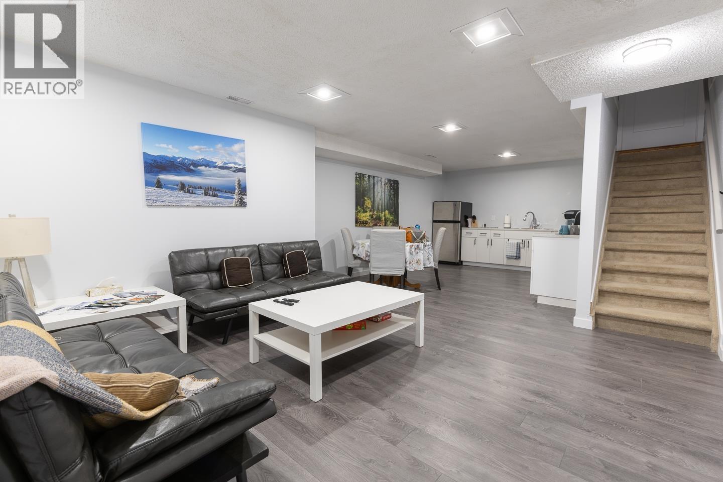 1250 9TH AVENUE - 25