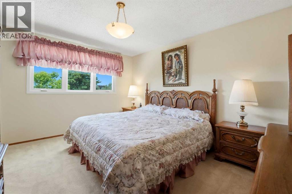 91 Hill Crescent, Red Deer