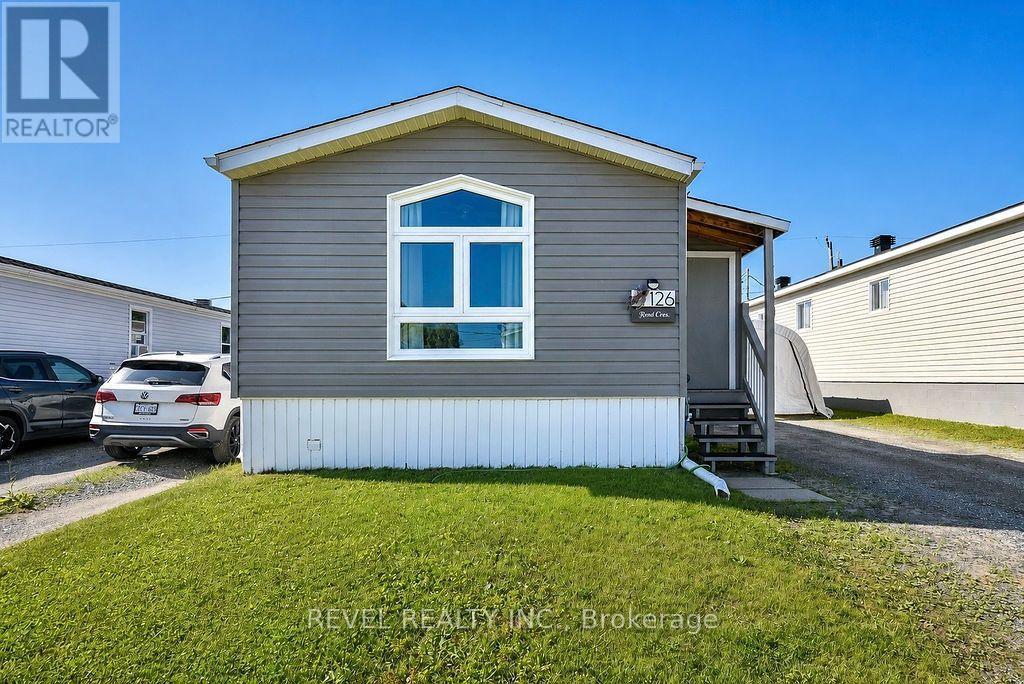 126 REMI CRESCENT - 1
