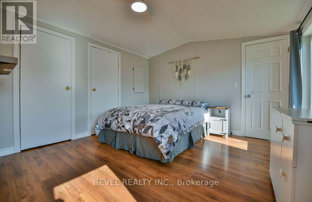 126 REMI CRESCENT - 22